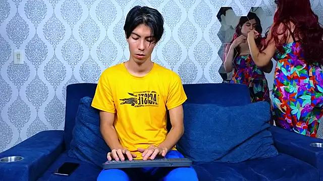 Couplex_xxx from StripChat is Freechat