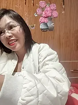 Cover-baa from StripChat is Freechat