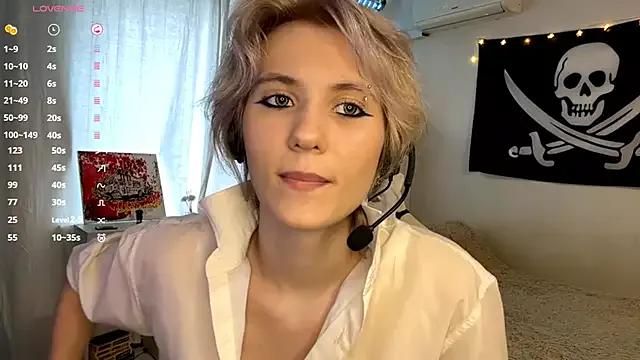 crazy_cutie from StripChat is Freechat