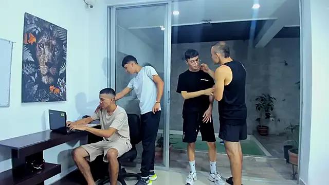 Crazymen_hot from StripChat is Freechat