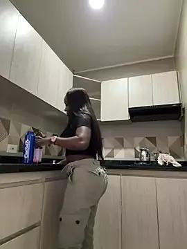 cristaaalclocks1 from StripChat is Freechat