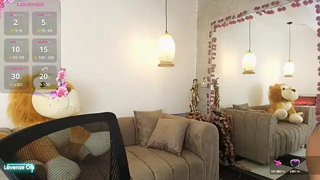 Try our streaming cams variety and talk on a personal level with our adorable girls streamers, showing off their bountiful shapes and dildos.