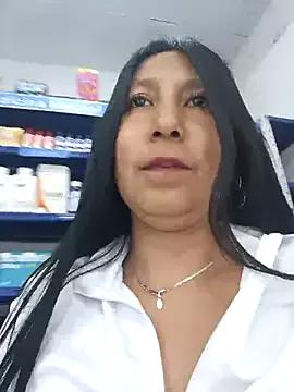 Cristal_jennerr from StripChat is Freechat