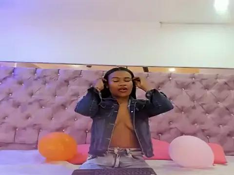 cristal_love26 from StripChat is Freechat