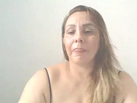 CristalMillers from StripChat is Freechat