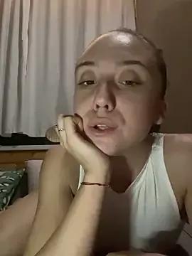 CristinaSww from StripChat is Freechat