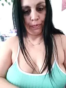 CRUELLAXX from StripChat is Freechat