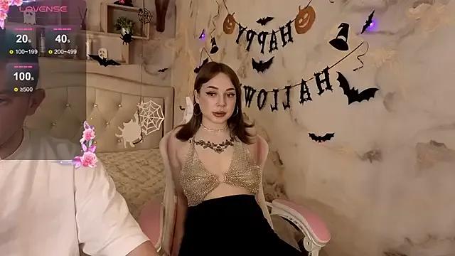 Crystal-Nuts from StripChat is Freechat