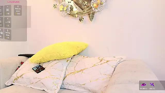 Try our streaming cams variety and talk on a personal level with our adorable girls streamers, showing off their bountiful shapes and dildos.