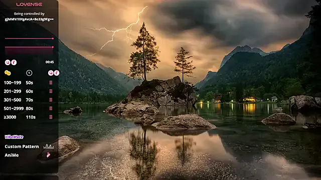 Crystal_MM from StripChat is Freechat