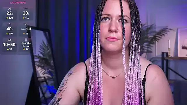 CrystalBunnyy from StripChat is Freechat