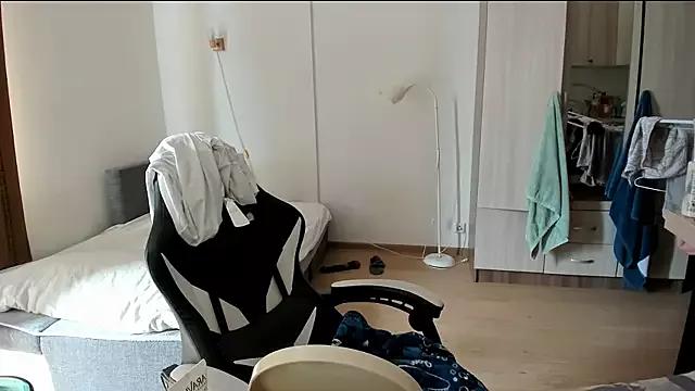 Ctrl_V_Desire from StripChat is Freechat