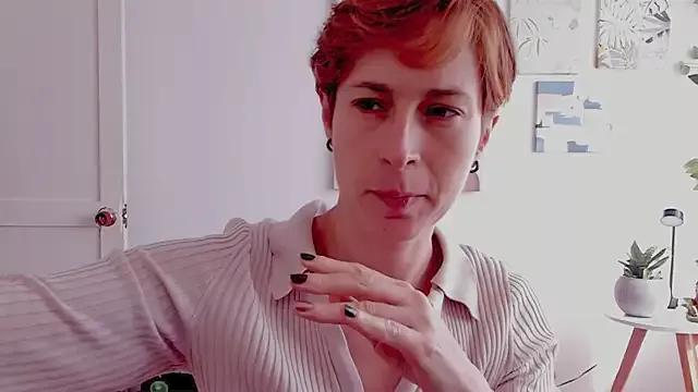 cuddlingbunny from StripChat