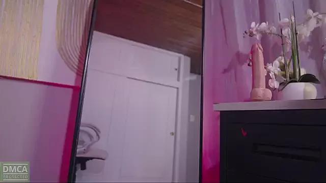 Try our streaming cams variety and talk on a personal level with our adorable girls streamers, showing off their bountiful shapes and dildos.