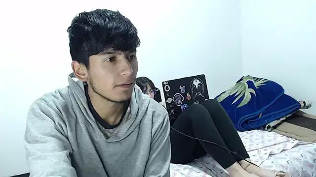 CurseLovers28 from StripChat is Freechat