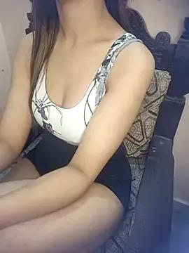 Curvey_Girl from StripChat is Freechat