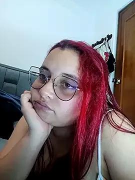 CURVY-HORNY from StripChat is Freechat