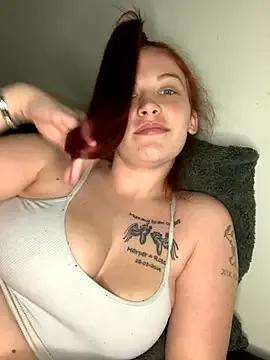 Curvy-Milf-LittleRed from StripChat is Freechat