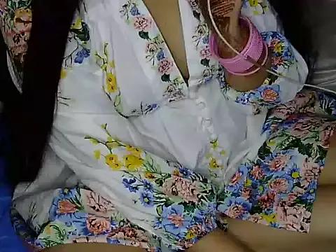 Curvy_Arshi from StripChat is Freechat