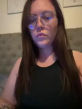 curvy_cute_ashley from StripChat is Freechat