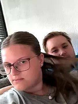 CurvyPaar2 from StripChat is Freechat
