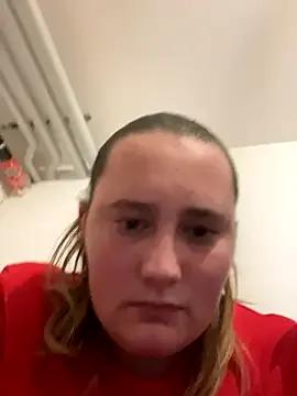 CurvySabrina from StripChat is Freechat