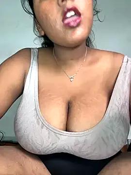 Cute_mikii from StripChat is Freechat