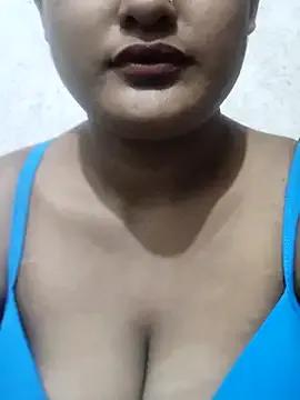 Cute_pinkii from StripChat