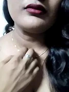 Cute_pinkii from StripChat