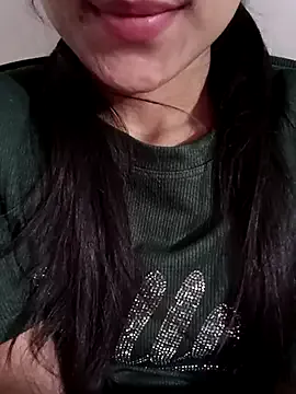 Cute_radhaaa from StripChat is Freechat