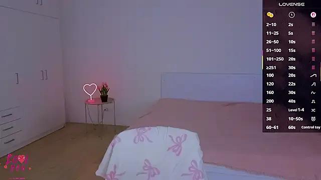 Try our streaming cams variety and talk on a personal level with our adorable girls streamers, showing off their bountiful shapes and dildos.