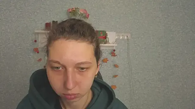 CuteEllii from StripChat is Freechat