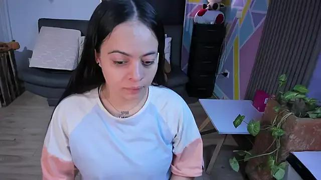 Cuttiealice from StripChat