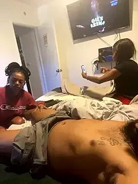 Daddylongbeard from StripChat
