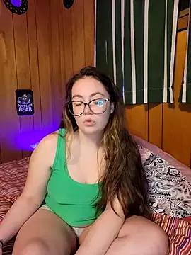 Daddys_girl23 from StripChat