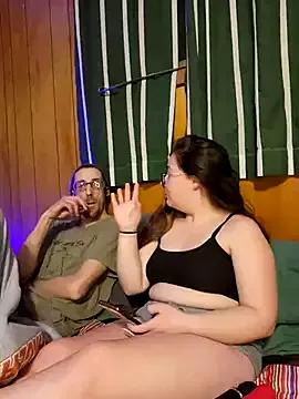 daddys_girl23 from StripChat