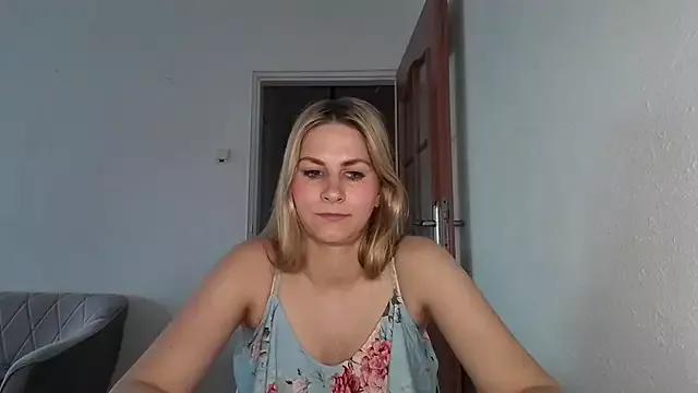 DagmarieFlirt from StripChat is Freechat