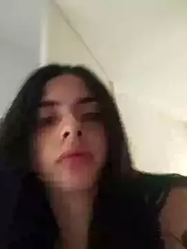 Dahanna422 on StripChat 