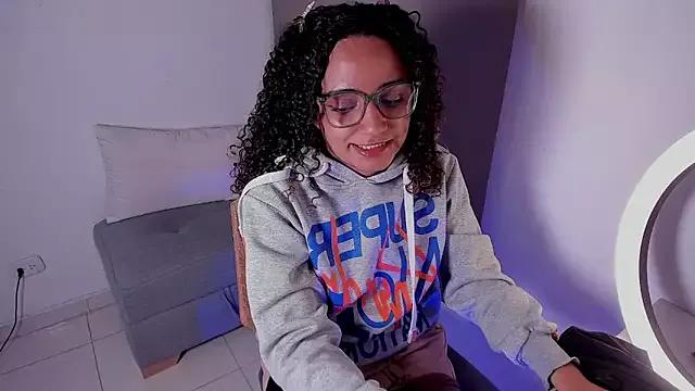 DAHLIA_BROWNIE from StripChat is Freechat
