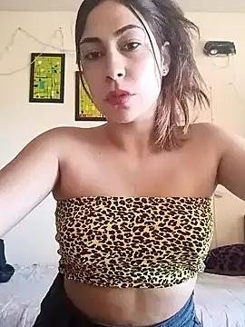 DaiisyLuvv from StripChat
