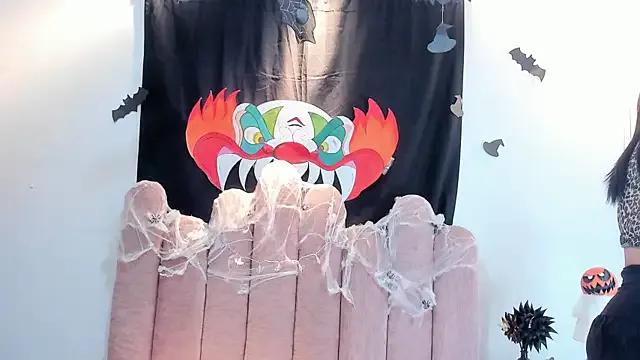 Daisy93_ from StripChat is Freechat