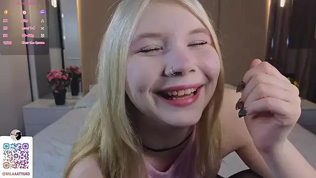 Try our streaming cams variety and talk on a personal level with our adorable girls streamers, showing off their bountiful shapes and dildos.