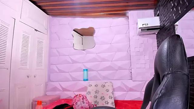 DakaWillys from StripChat is Freechat