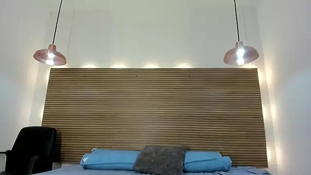 Dakkota_Fox from StripChat