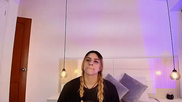 Dakota_Megan_69 from StripChat is Freechat