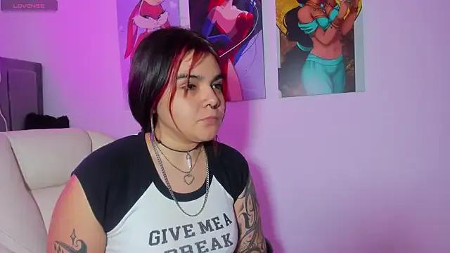 dakota_x1 from StripChat is Freechat