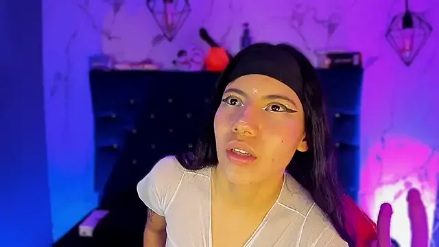 Dakotaa_Johnson from StripChat is Freechat