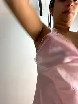 dalianataba from StripChat is Freechat