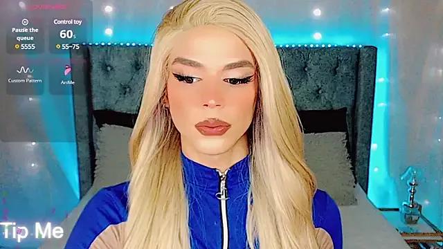 Dalila_moan from StripChat is Freechat