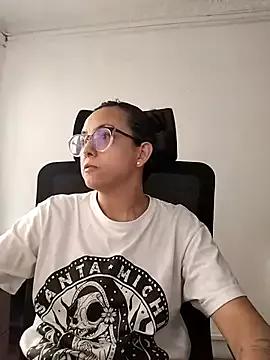 dalilla_macherano from StripChat is Freechat